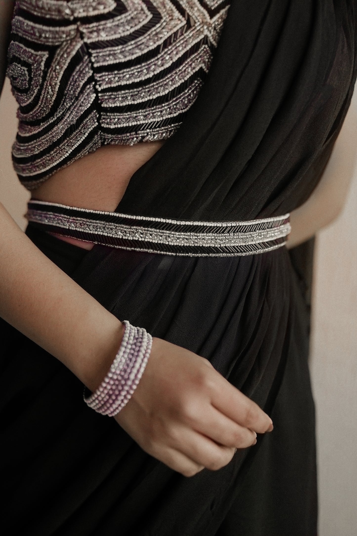 DARK-BLOOM DRAPE GARARA SET