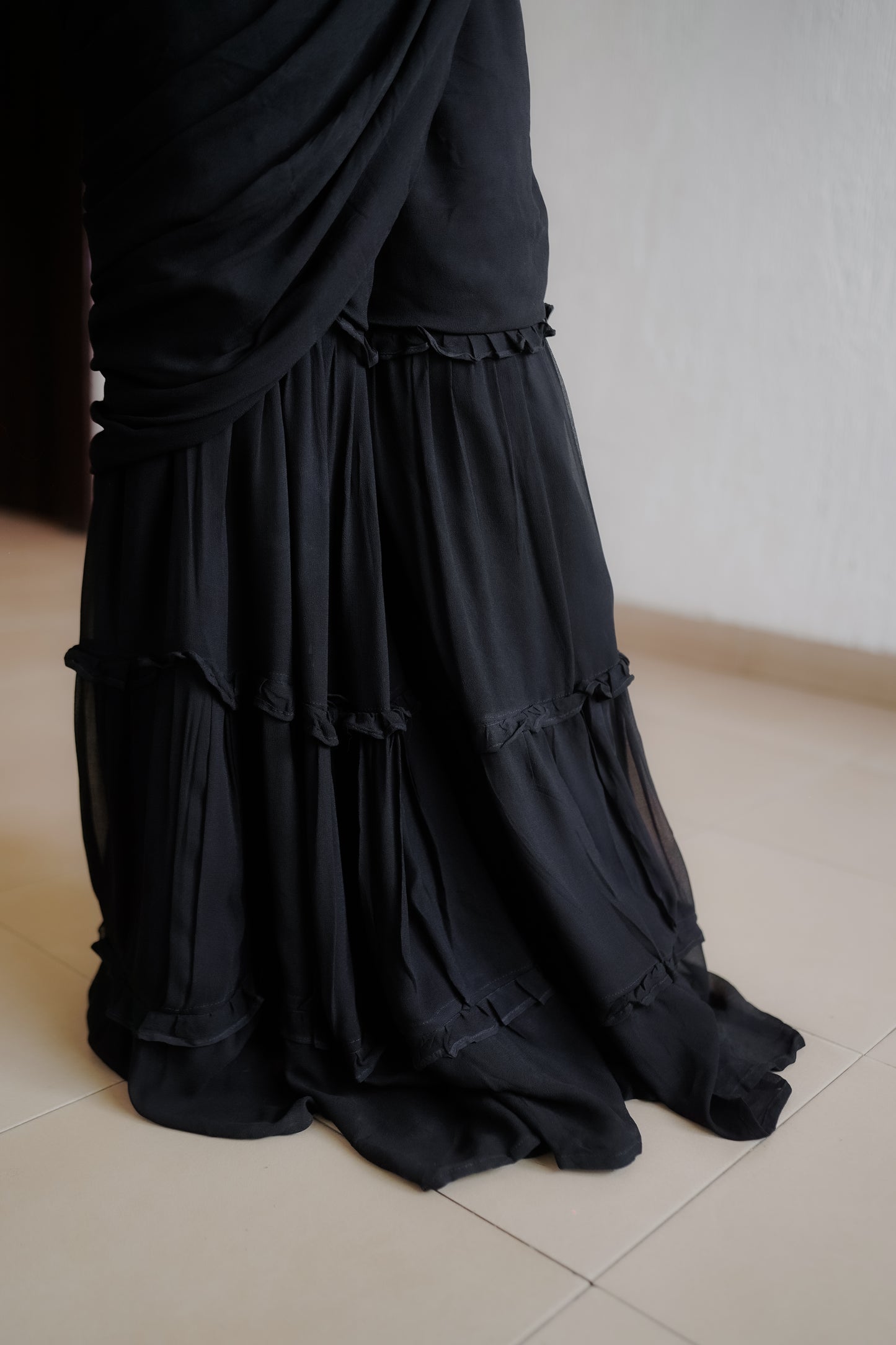 DARK-BLOOM DRAPE GARARA SET