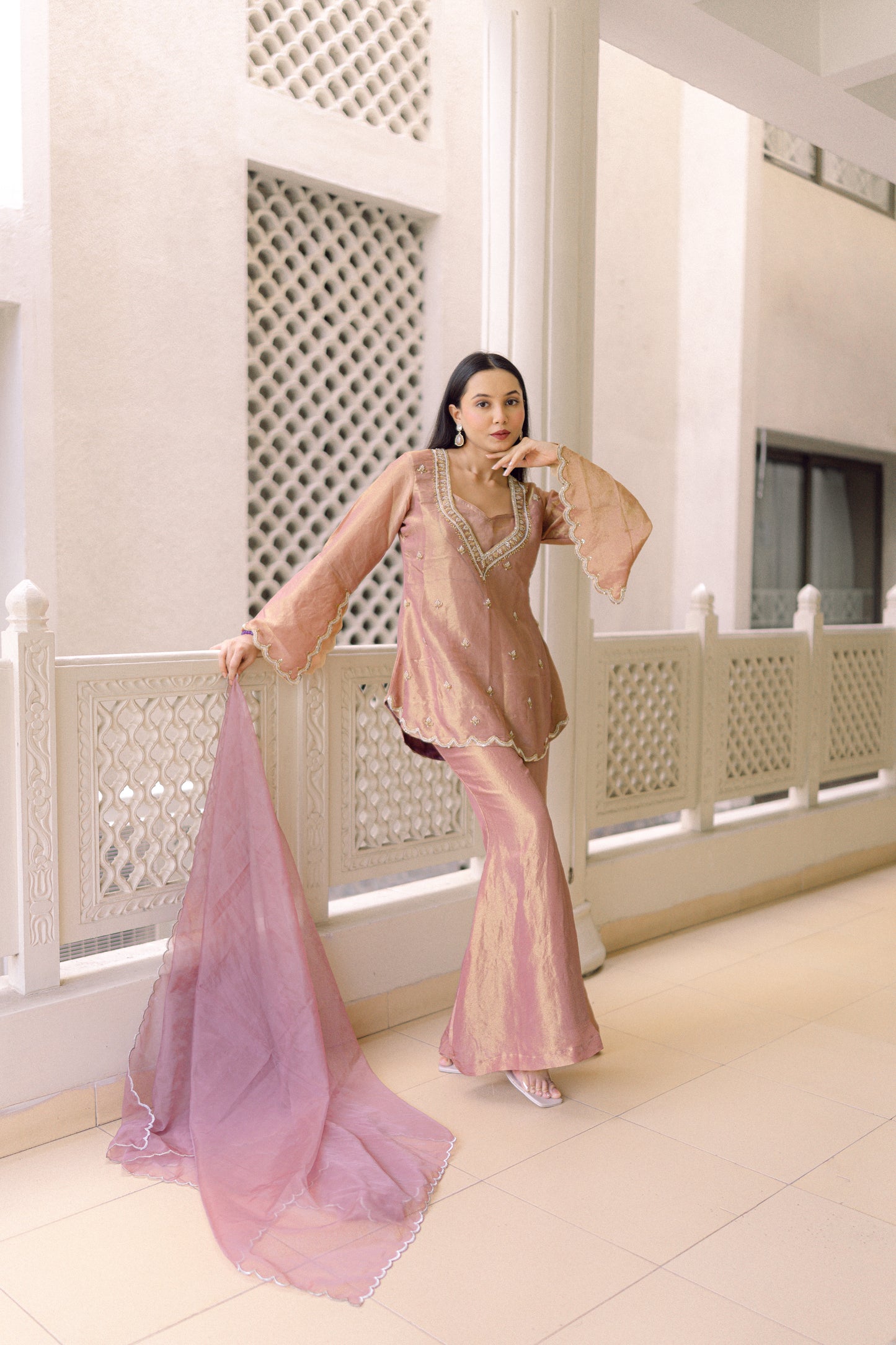 GOLDEN-MAUVE