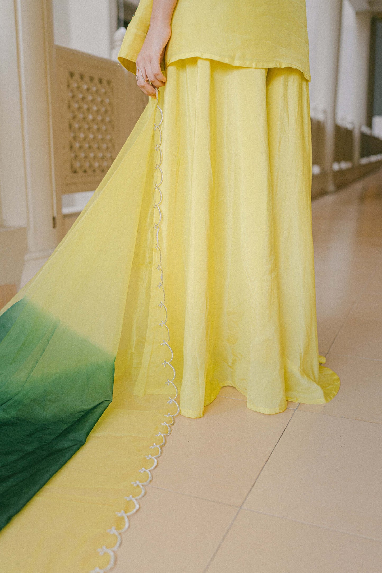 CITRINA-SHINE SHARARA SET